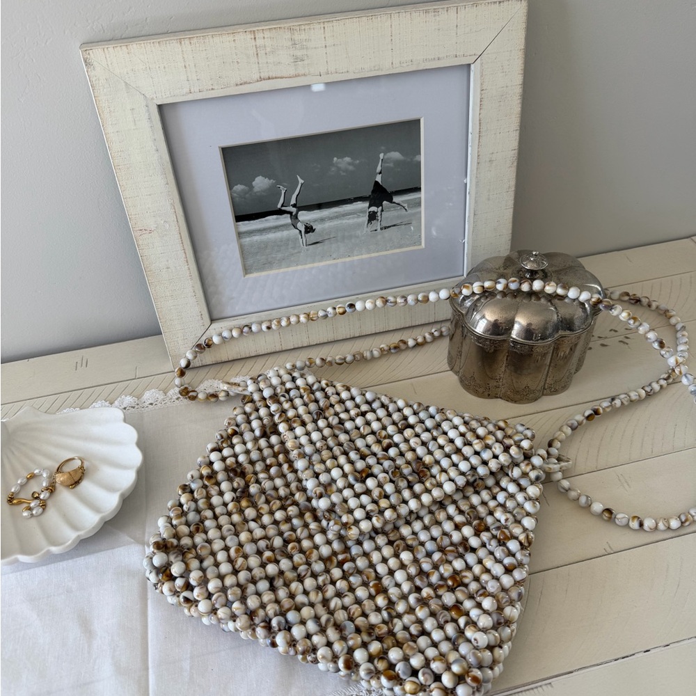 Beaded bag - White and Brown